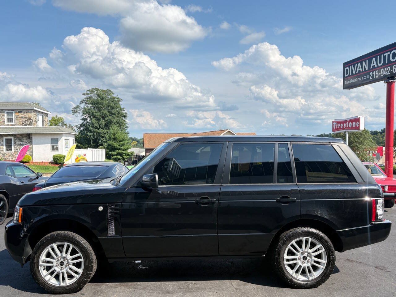 Used 2012 Land Rover Range Rover HSE AWD/4WD image 4