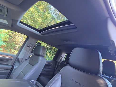 Certified 2024 GMC Sierra 1500 Denali w/ Denali Reserve Package image 11