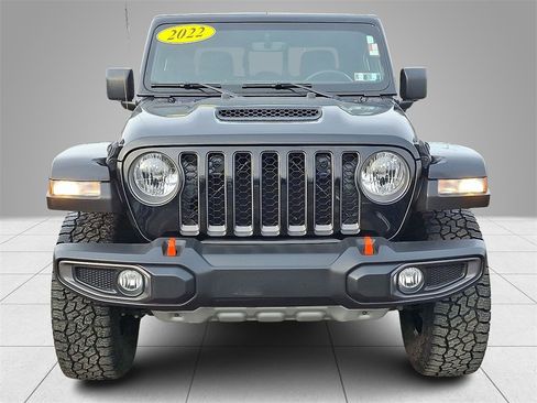 Used 2022 Jeep Gladiator Mojave w/ Cold Weather Group image 2