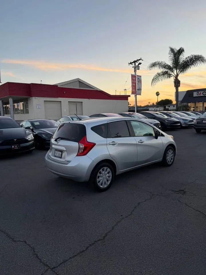 Used 2015 Nissan Versa Note S Plus FWD image 4