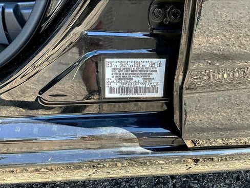 Used 2024 Nissan Sentra SV FWD image 19