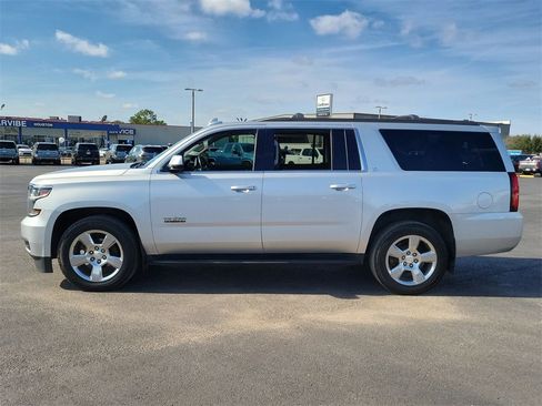 Used 2019 Chevrolet Suburban LT w/ Texas Edition Package image 3