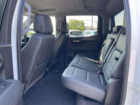 Used 2025 GMC Sierra 1500 SLT RWD image 14