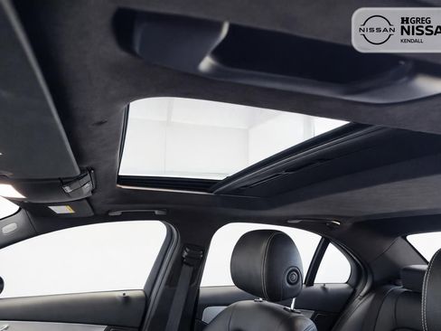 Used 2021 Mercedes-Benz C 300 Sedan image 10