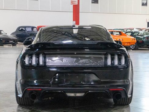 Used 2015 Ford Mustang GT Premium RWD image 5