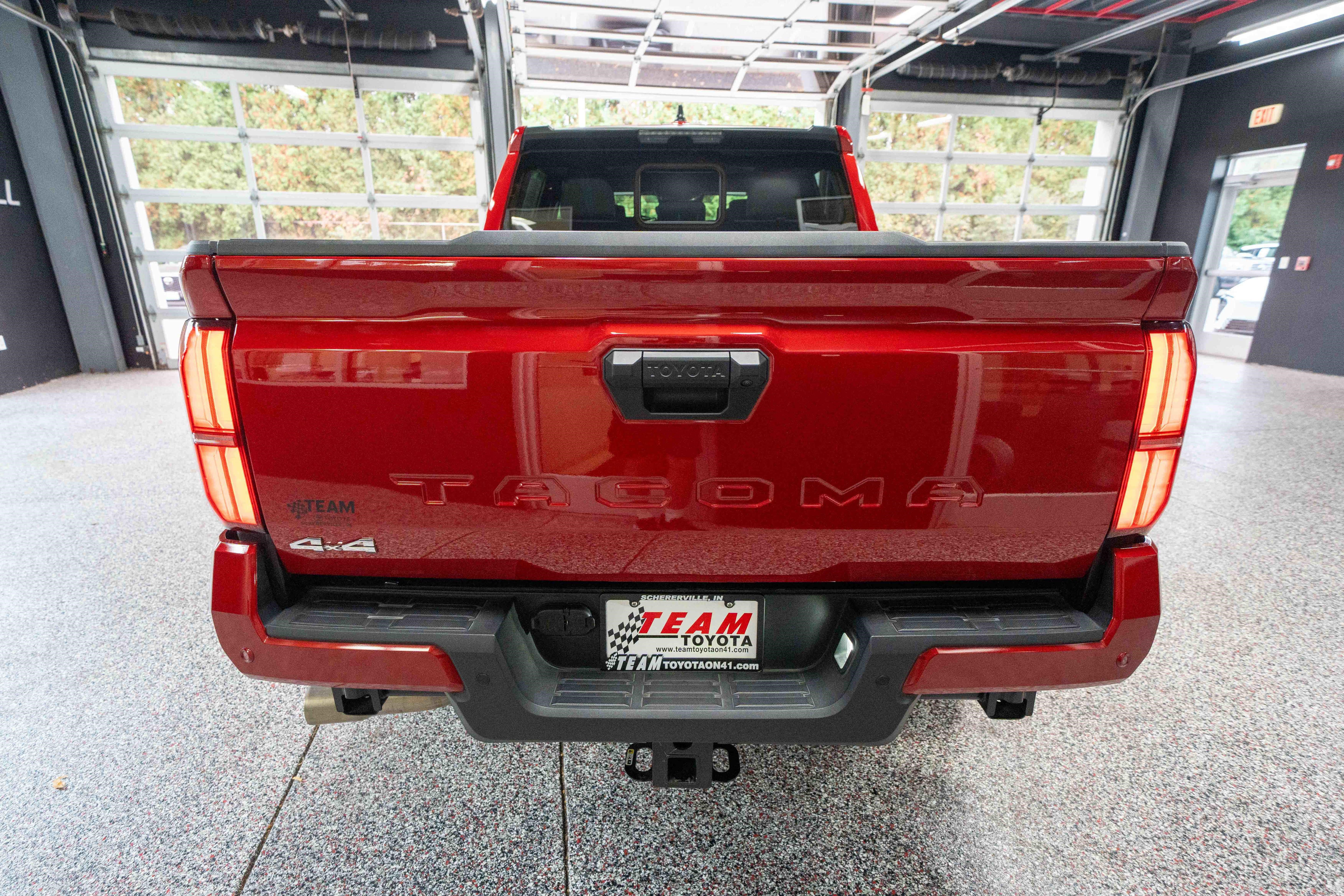 Certified 2026 Toyota Tacoma SR5 AWD/4WD image 4
