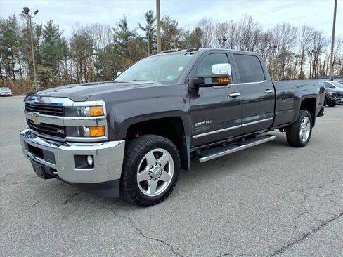 Used 2015 Chevrolet Silverado 2500 LTZ w/ Duramax Plus Package image 8
