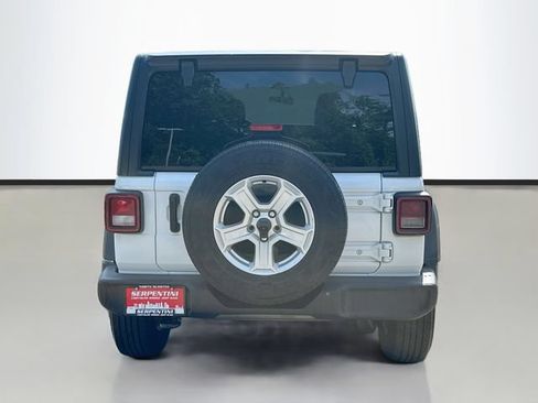 Used 2021 Jeep Wrangler Unlimited Sport AWD/4WD image 7