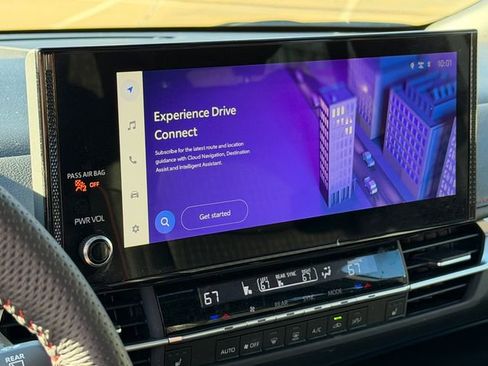 Used 2025 Toyota Sienna XSE image 27