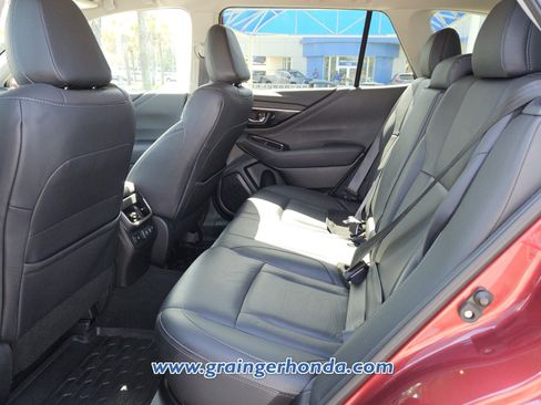 Used 2022 Subaru Outback Limited AWD/4WD image 11