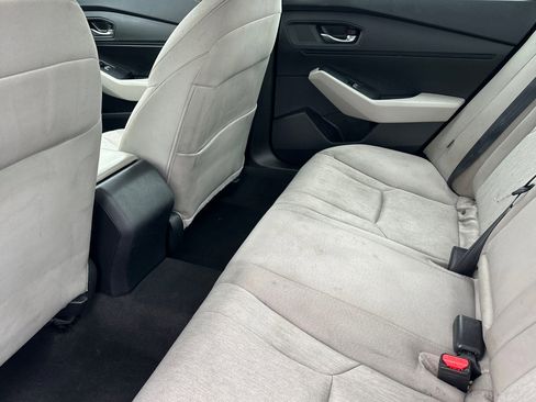 Used 2023 Honda Accord EX image 12