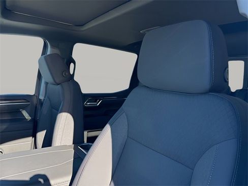 New 2026 Chevrolet Silverado 1500 LT Trail Boss image 8