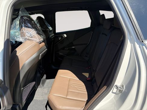 New 2026 BMW X3 xDrive30 w/ Premium Package AWD/4WD image 13