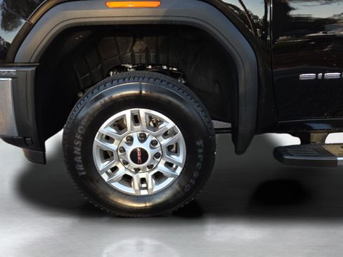 New 2026 GMC Sierra 2500 SLE AWD/4WD image 9