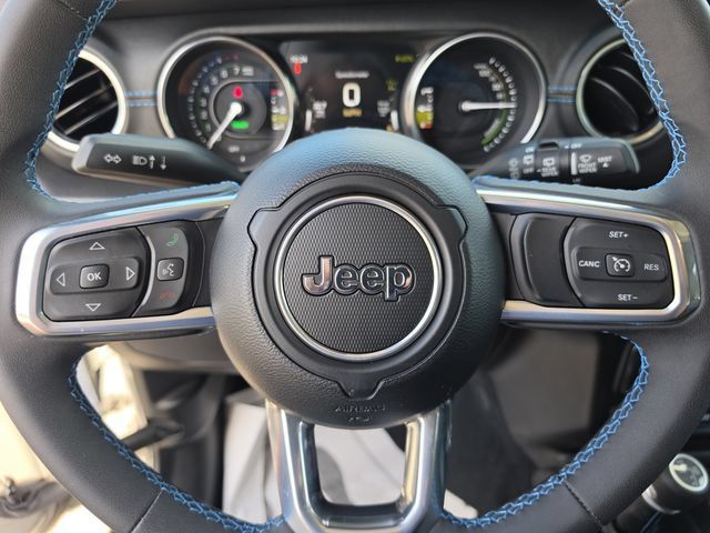 Used 2023 Jeep Wrangler Unlimited Rubicon 4xe w/ Steel Bumper Group AWD/4WD image 37