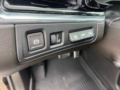 Certified 2023 Cadillac XT6 Sport w/ Platinum Package AWD/4WD image 13