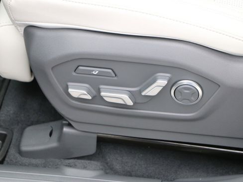 Used 2026 Hyundai Santa Fe Calligraphy AWD/4WD image 30