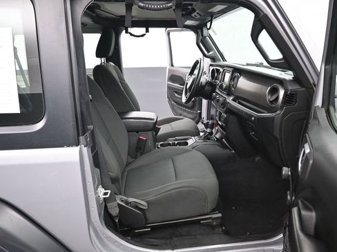Used 2020 Jeep Wrangler Sport image 28