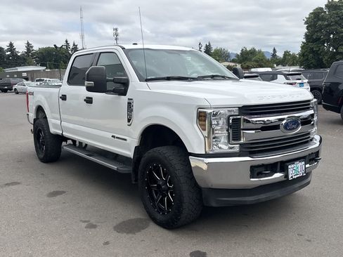 Used 2018 Ford F250 XLT AWD/4WD image 7