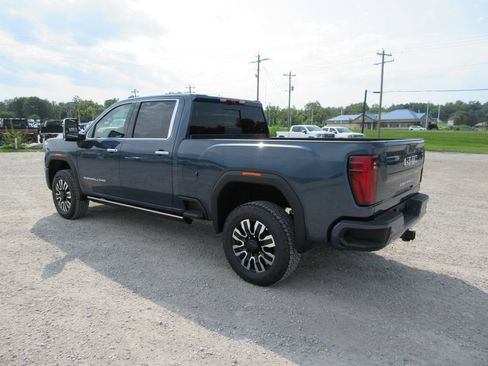 New 2026 GMC Sierra 2500 Denali Ultimate AWD/4WD image 6