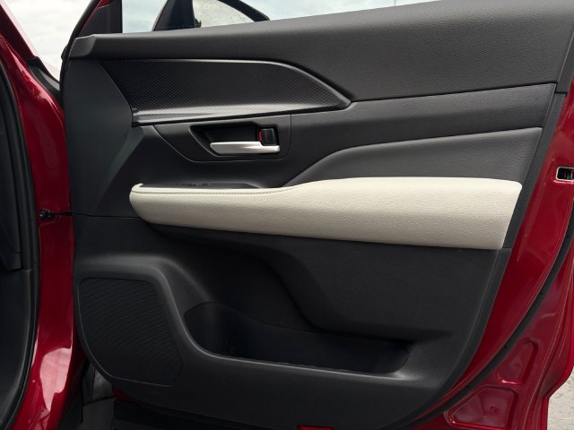 Certified 2026 Toyota Grand Highlander AWD Hybrid image 16