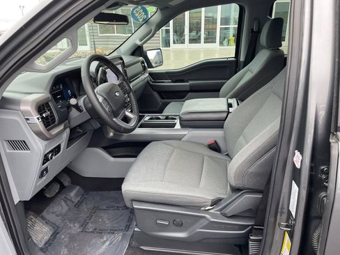 Used 2025 Ford F150 XLT w/ Equipment Group 301A Standard AWD/4WD image 13