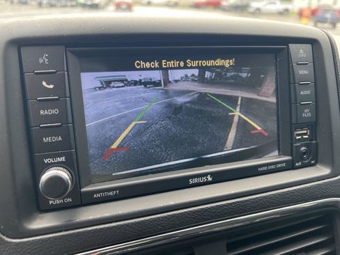 Used 2019 Dodge Grand Caravan SE w/ UConnect Hands-Free Group FWD image 26