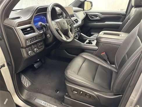 Used 2023 Chevrolet Tahoe Z71 w/ Z71 Off-Road Package image 12