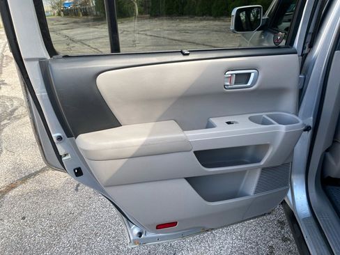 Used 2012 Honda Pilot Touring image 25