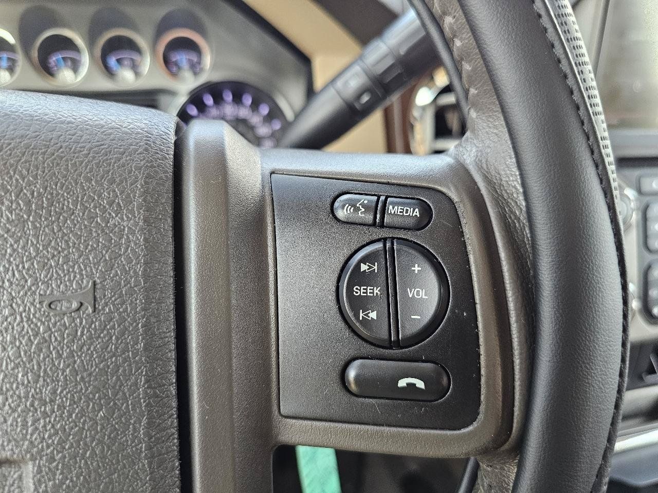 Used 2013 Ford F250 Lariat w/ Lariat Interior Pkg AWD/4WD image 49