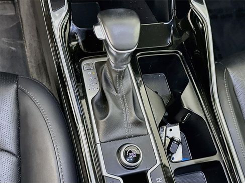 Certified 2023 Kia Sorento SX FWD image 19