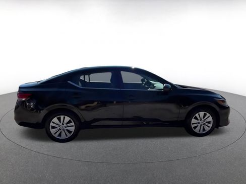 Used 2025 Nissan Sentra S image 16