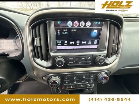 Used 2016 Chevrolet Colorado Z71 image 11