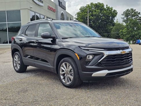Used 2026 Chevrolet TrailBlazer LT FWD image 5