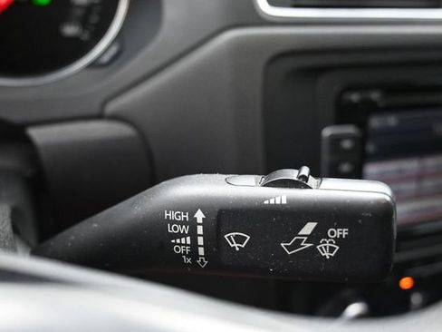 Used 2015 Volkswagen Jetta TDI SE FWD image 23