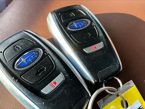 Used 2017 Subaru Outback 3.6R Touring w/ Popular Package #5A image 14