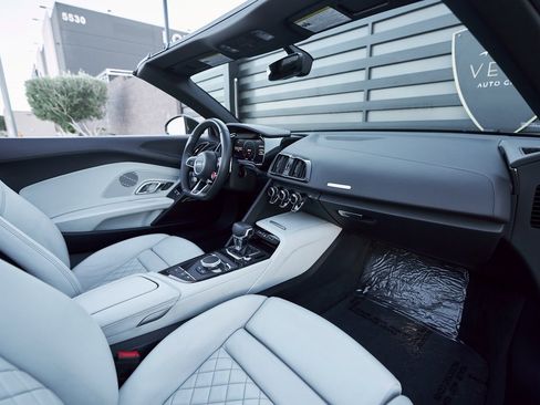 Used 2020 Audi R8 V10 performance image 40