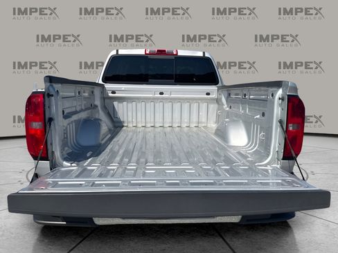 Used 2022 Chevrolet Colorado LT w/ Fleet Safety Package RWD image 20
