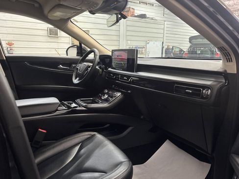 Used 2022 Lincoln Nautilus AWD image 18