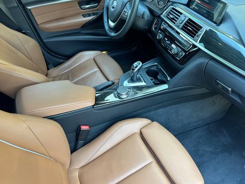 Used 2017 BMW 330i Sedan RWD image 19