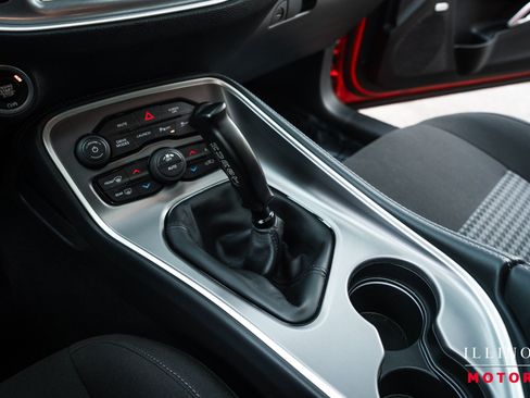 Used 2022 Dodge Challenger R/T Scat Pack RWD image 25