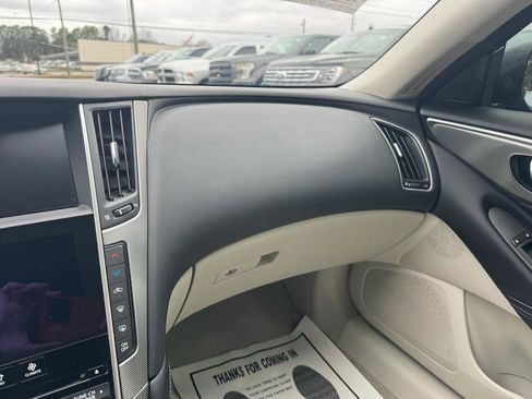 Used 2016 INFINITI Q50 Premium w/ 2.0T Premium Plus Package image 15