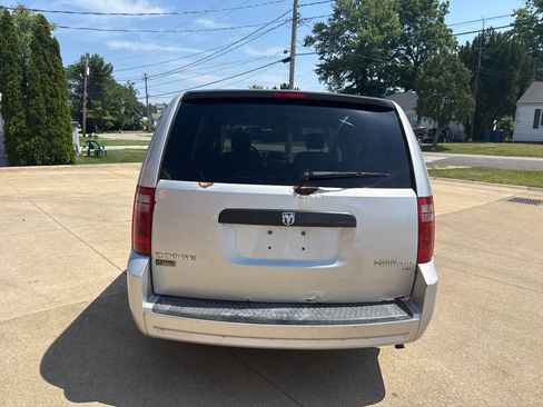 Used 2009 Dodge Grand Caravan SE FWD image 7