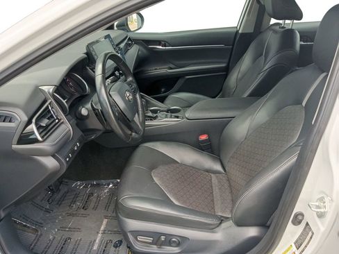 Used 2023 Toyota Camry XSE FWD image 19