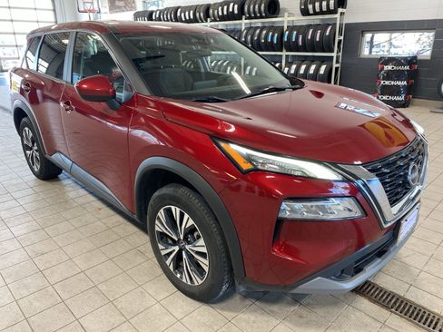 Certified 2023 Nissan Rogue SV image 33