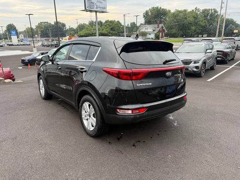 Used 2017 Kia Sportage LX AWD/4WD image 6