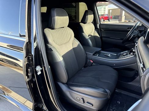 Used 2024 Hyundai Palisade Calligraphy image 15