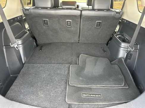 Used 2020 Mitsubishi Outlander SEL image 18