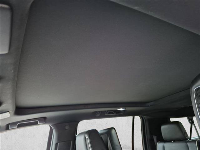 Used 2024 Cadillac Escalade ESV Sport w/ LPO, ONYX Package AWD/4WD image 15