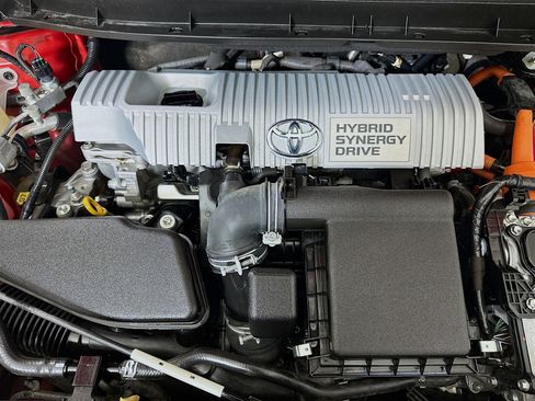 Used 2013 Toyota Prius V Three image 30